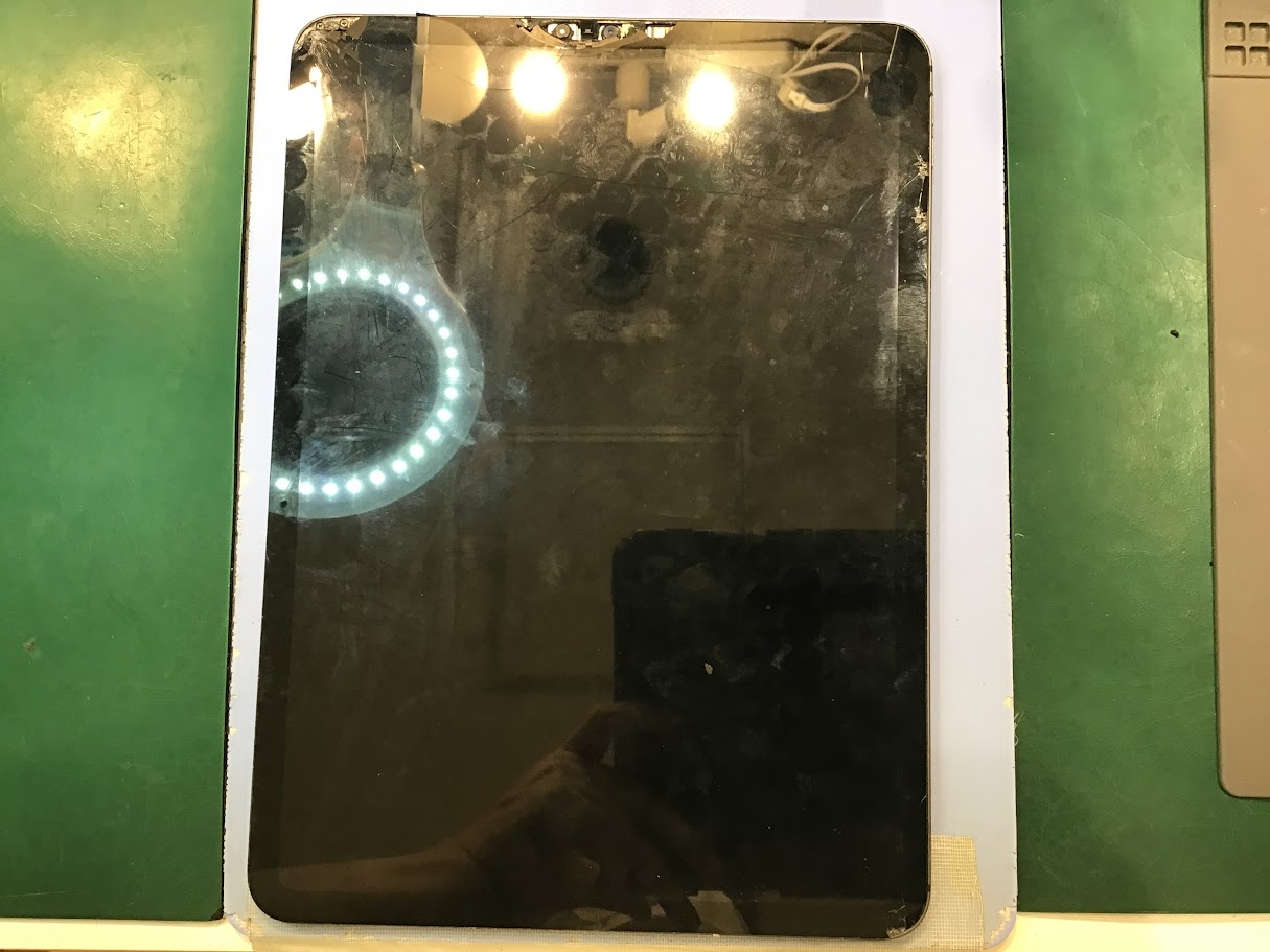 iPad Pro11(2)ならデータそのまま修理可能なスマホ修理工房町田モディ店へ！